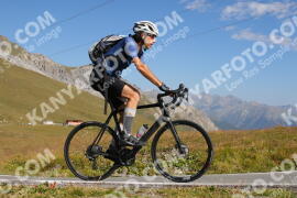Photo #3980547 | 20-08-2023 10:34 | Passo Dello Stelvio - Peak BICYCLES
