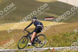Photo #3985124 | 20-08-2023 14:04 | Passo Dello Stelvio - Peak BICYCLES