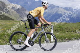 Foto #3311984 | 02-07-2023 11:14 | Passo Dello Stelvio - die Spitze BICYCLES