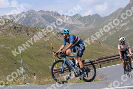 Photo #3894529 | 15-08-2023 11:08 | Passo Dello Stelvio - Peak BICYCLES