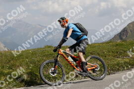 Foto #3421989 | 11-07-2023 10:56 | Passo Dello Stelvio - die Spitze BICYCLES