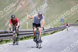 Photo #3170723 | 19-06-2023 11:12 | Passo Dello Stelvio - Peak BICYCLES