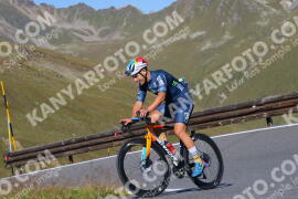 Photo #3956129 | 19-08-2023 09:52 | Passo Dello Stelvio - Peak BICYCLES