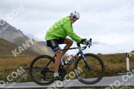 Photo #4298946 | 21-09-2023 11:09 | Passo Dello Stelvio - Peak BICYCLES