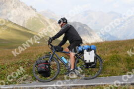 Photo #4037383 | 23-08-2023 13:32 | Passo Dello Stelvio - Peak BICYCLES