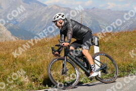 Foto #2670023 | 16-08-2022 12:49 | Passo Dello Stelvio - die Spitze BICYCLES