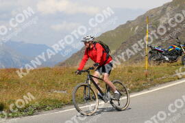 Photo #2681389 | 17-08-2022 14:35 | Passo Dello Stelvio - Peak BICYCLES