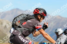 Photo #2727479 | 24-08-2022 11:30 | Passo Dello Stelvio - Peak BICYCLES