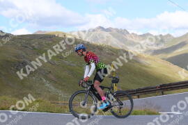 Photo #3931480 | 18-08-2023 10:04 | Passo Dello Stelvio - Peak BICYCLES