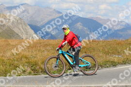 Photo #2755246 | 26-08-2022 13:22 | Passo Dello Stelvio - Peak BICYCLES