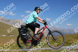 Photo #3982088 | 20-08-2023 11:34 | Passo Dello Stelvio - Peak BICYCLES