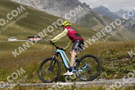 Photo #3695944 | 02-08-2023 11:54 | Passo Dello Stelvio - Peak BICYCLES
