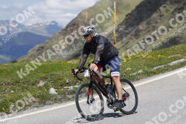 Photo #3209768 | 24-06-2023 13:49 | Passo Dello Stelvio - Peak BICYCLES
