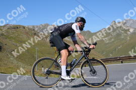 Photo #3957423 | 19-08-2023 10:50 | Passo Dello Stelvio - Peak BICYCLES