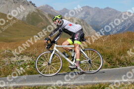Foto #2732983 | 24-08-2022 13:41 | Passo Dello Stelvio - die Spitze BICYCLES