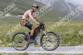 Foto #3255343 | 27-06-2023 13:43 | Passo Dello Stelvio - die Spitze BICYCLES