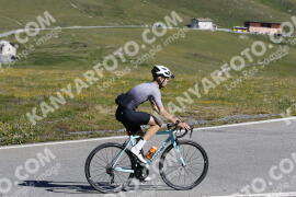 Foto #3457498 | 15-07-2023 09:46 | Passo Dello Stelvio - die Spitze BICYCLES