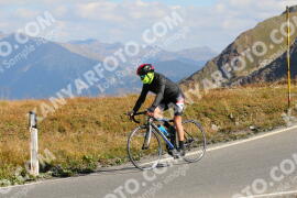 Foto #2750918 | 26-08-2022 10:24 | Passo Dello Stelvio - die Spitze BICYCLES