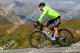Foto #3967345 | 19-08-2023 14:50 | Passo Dello Stelvio - die Spitze BICYCLES