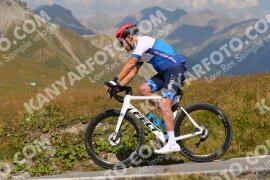 Foto #3984126 | 20-08-2023 12:58 | Passo Dello Stelvio - die Spitze BICYCLES