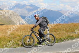 Photo #2752313 | 26-08-2022 11:54 | Passo Dello Stelvio - Peak BICYCLES