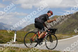 Foto #3702800 | 02-08-2023 14:29 | Passo Dello Stelvio - die Spitze BICYCLES
