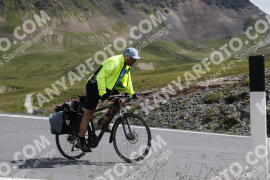 Photo #3695803 | 02-08-2023 11:51 | Passo Dello Stelvio - Peak BICYCLES