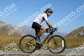 Photo #4228485 | 10-09-2023 11:33 | Passo Dello Stelvio - Peak BICYCLES
