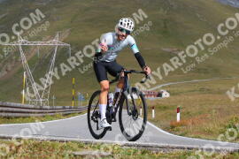 Foto #3919202 | 17-08-2023 09:41 | Passo Dello Stelvio - die Spitze BICYCLES