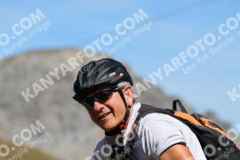 Photo #2726892 | 24-08-2022 11:09 | Passo Dello Stelvio - Peak BICYCLES