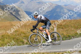 Photo #2753575 | 26-08-2022 12:36 | Passo Dello Stelvio - Peak BICYCLES
