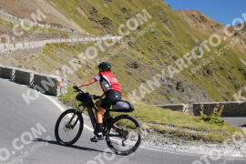 Photo #2717493 | 23-08-2022 11:13 | Passo Dello Stelvio - Prato side BICYCLES