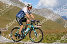 Photo #3912628 | 16-08-2023 12:12 | Passo Dello Stelvio - Peak BICYCLES