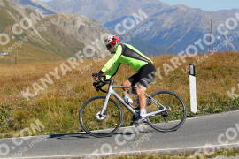 Photo #2736060 | 25-08-2022 11:00 | Passo Dello Stelvio - Peak BICYCLES