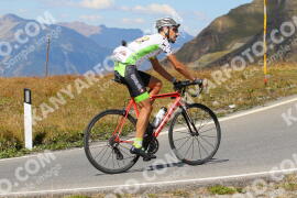 Photo #2740987 | 25-08-2022 14:43 | Passo Dello Stelvio - Peak BICYCLES