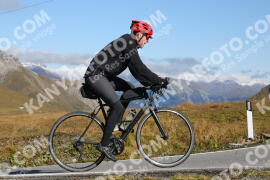 Foto #4299400 | 24-09-2023 11:03 | Passo Dello Stelvio - die Spitze BICYCLES