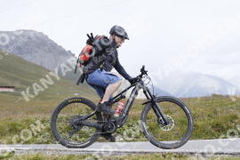 Photo #3748126 | 07-08-2023 12:23 | Passo Dello Stelvio - Peak BICYCLES