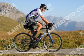 Photo #3979738 | 20-08-2023 09:29 | Passo Dello Stelvio - Peak BICYCLES