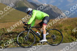Foto #3931274 | 18-08-2023 09:09 | Passo Dello Stelvio - die Spitze BICYCLES