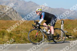 Photo #4165160 | 05-09-2023 15:08 | Passo Dello Stelvio - Peak BICYCLES