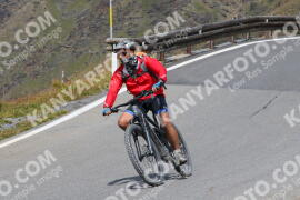 Photo #2681413 | 17-08-2022 14:36 | Passo Dello Stelvio - Peak BICYCLES