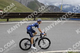Foto #3295545 | 01-07-2023 11:37 | Passo Dello Stelvio - die Spitze BICYCLES