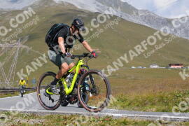Photo #3894733 | 15-08-2023 11:19 | Passo Dello Stelvio - Peak BICYCLES