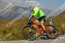 Foto #3967243 | 19-08-2023 14:48 | Passo Dello Stelvio - die Spitze BICYCLES