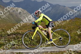 Photo #3694135 | 02-08-2023 10:59 | Passo Dello Stelvio - Peak BICYCLES