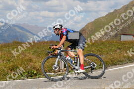 Foto #3939284 | 18-08-2023 14:16 | Passo Dello Stelvio - die Spitze BICYCLES