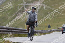 Foto #3722650 | 05-08-2023 12:47 | Passo Dello Stelvio - die Spitze BICYCLES
