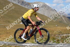 Photo #4253925 | 12-09-2023 13:37 | Passo Dello Stelvio - Peak BICYCLES