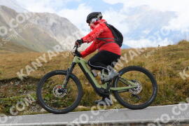 Photo #4296399 | 20-09-2023 12:55 | Passo Dello Stelvio - Peak BICYCLES