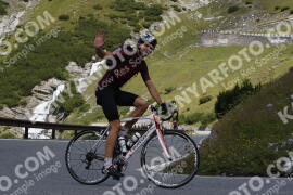 Photo #3721599 | 04-08-2023 11:48 | Passo Dello Stelvio - Waterfall curve BICYCLES